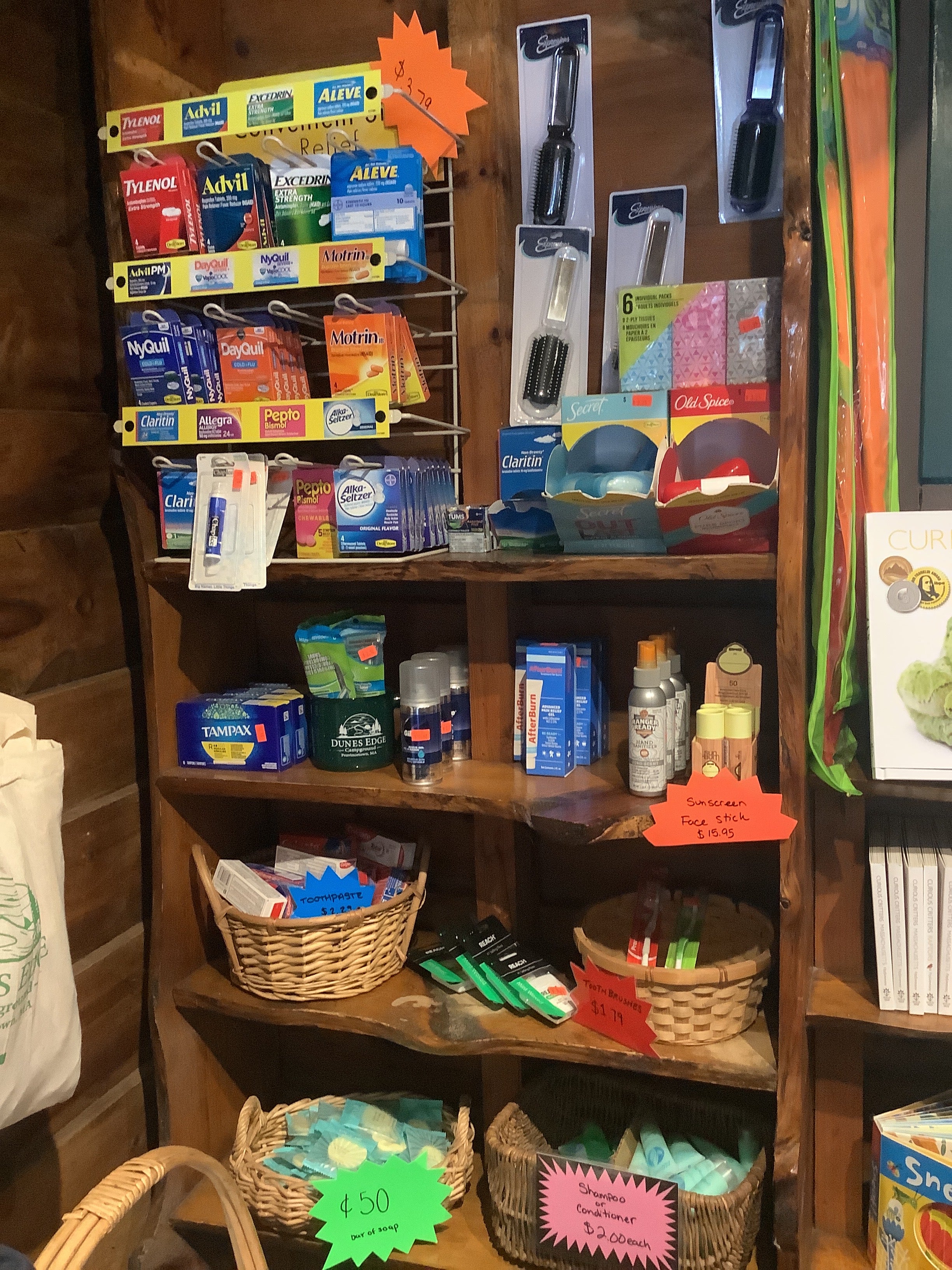 Toiletries / Pharmacy