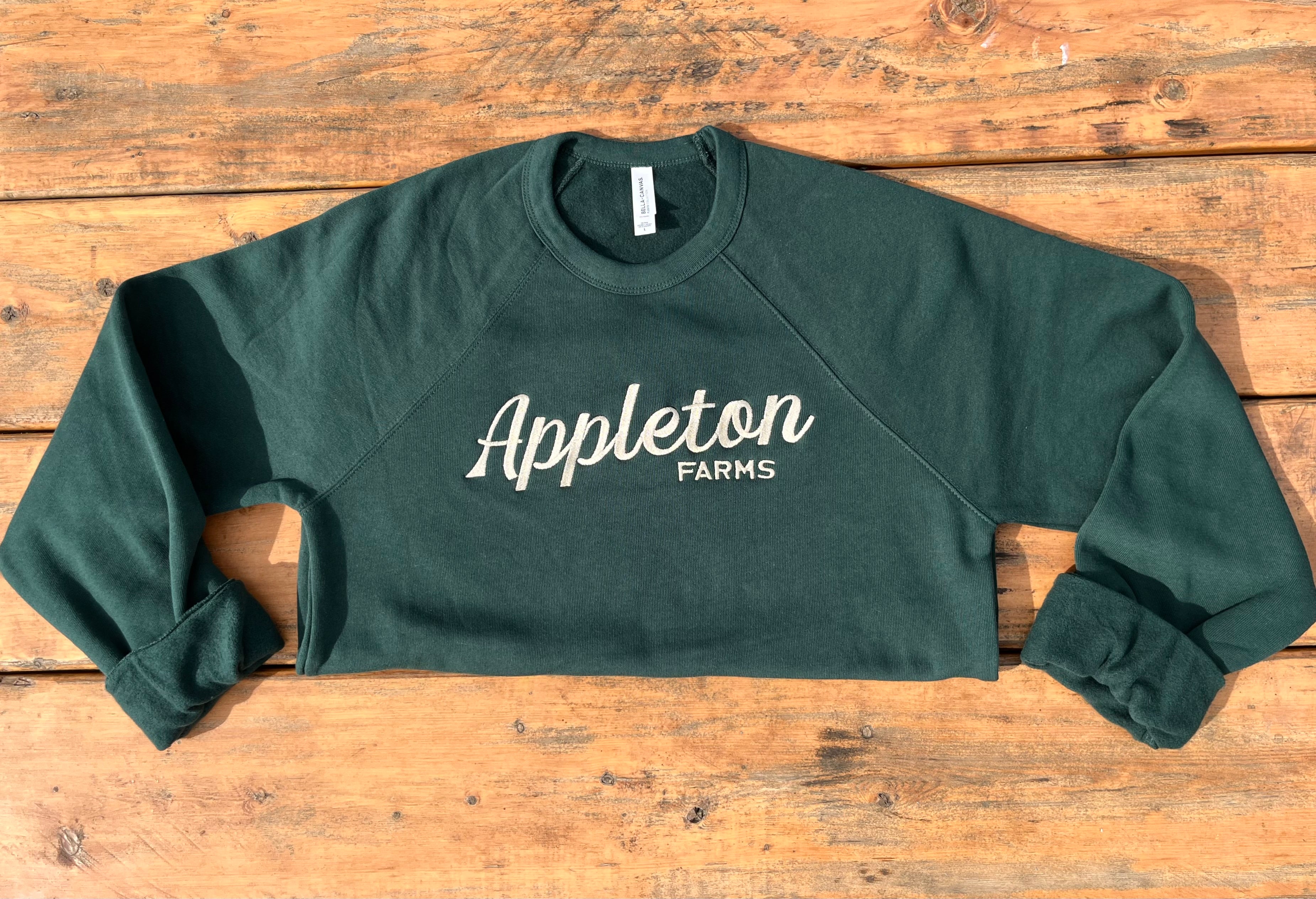 Appleton Farms - Embroidered Sweatshirt in Forest