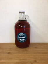 Load image into Gallery viewer, Appleton Farms Maple Syrup tapped and bottled by Tapley Sawmill
